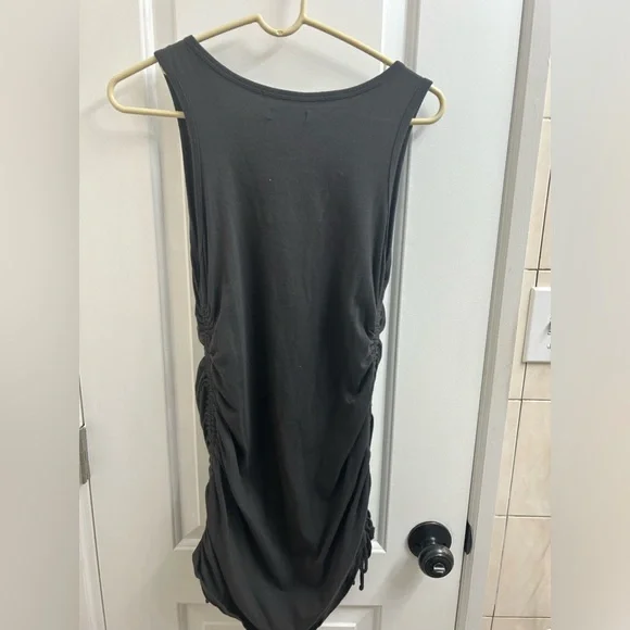 Black midi dress from Hollister Woman’s Size medium - Picture 3 of 4